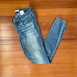 Ankle Jeans